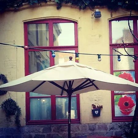 Nestyou Boutiques Vieux Appartement *